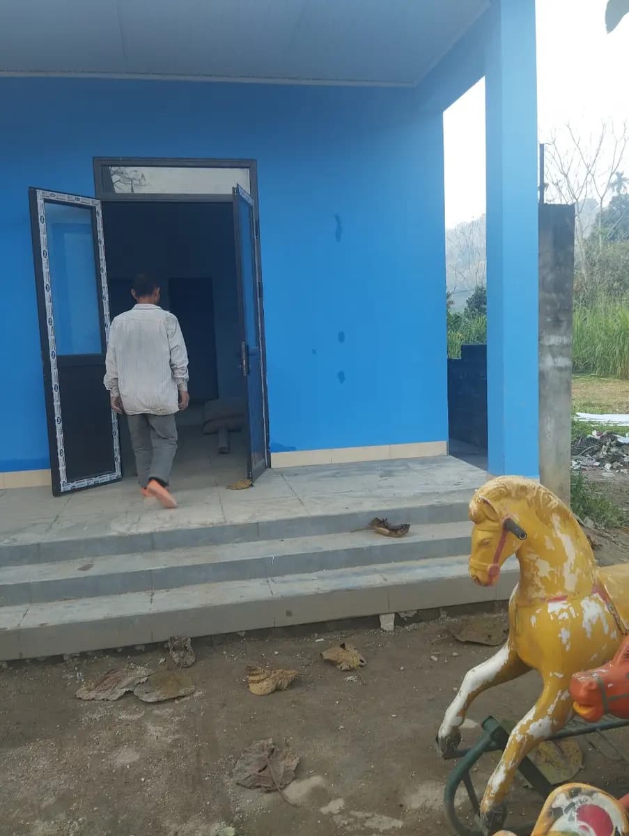 Image 10