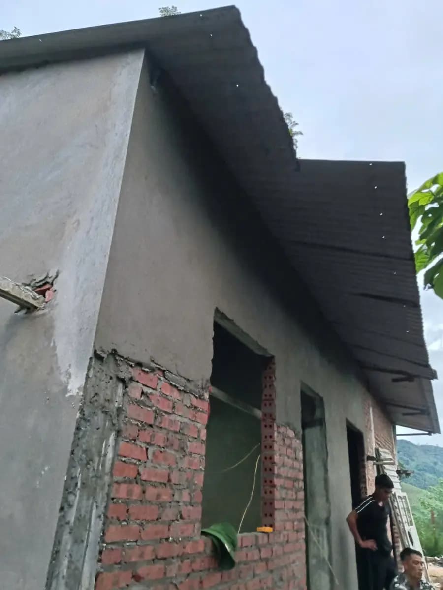 Image 12