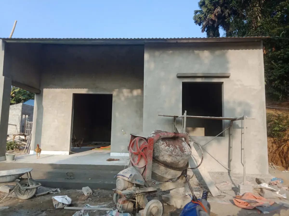 Image 4