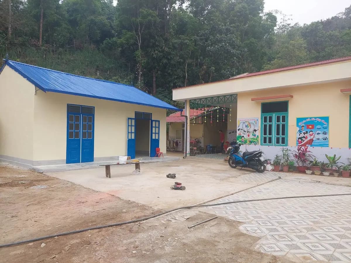 Image 12