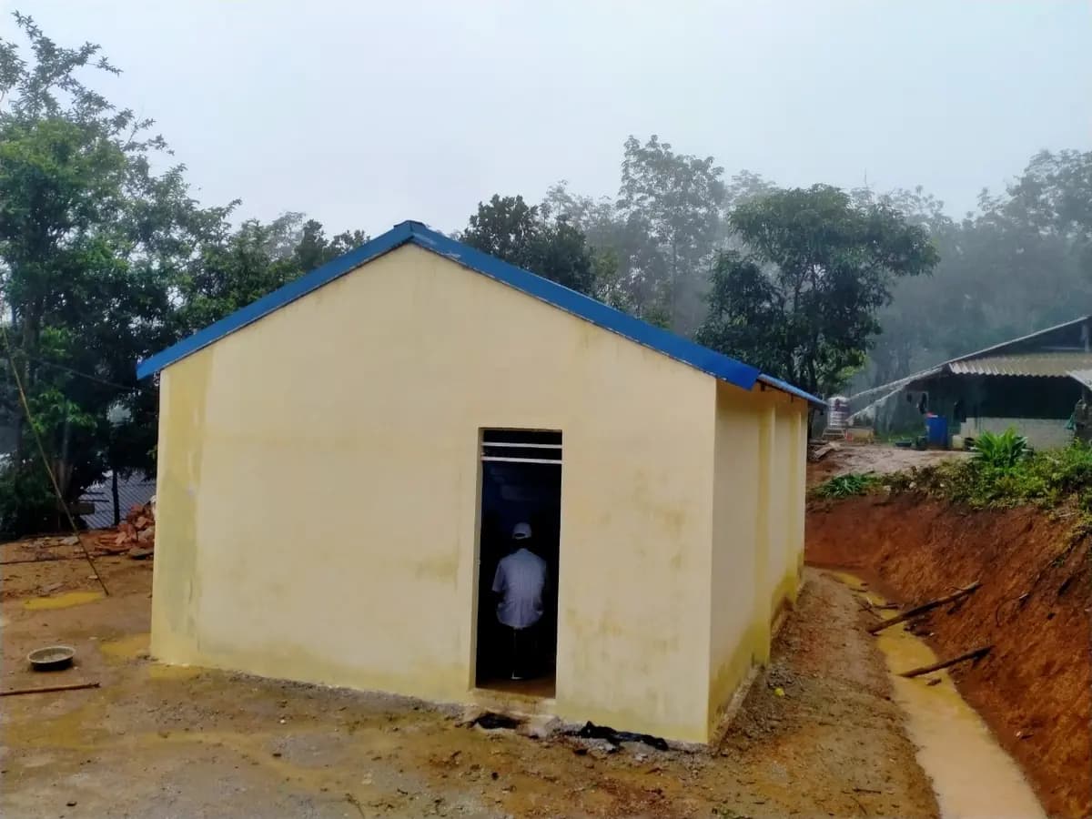 Image 4