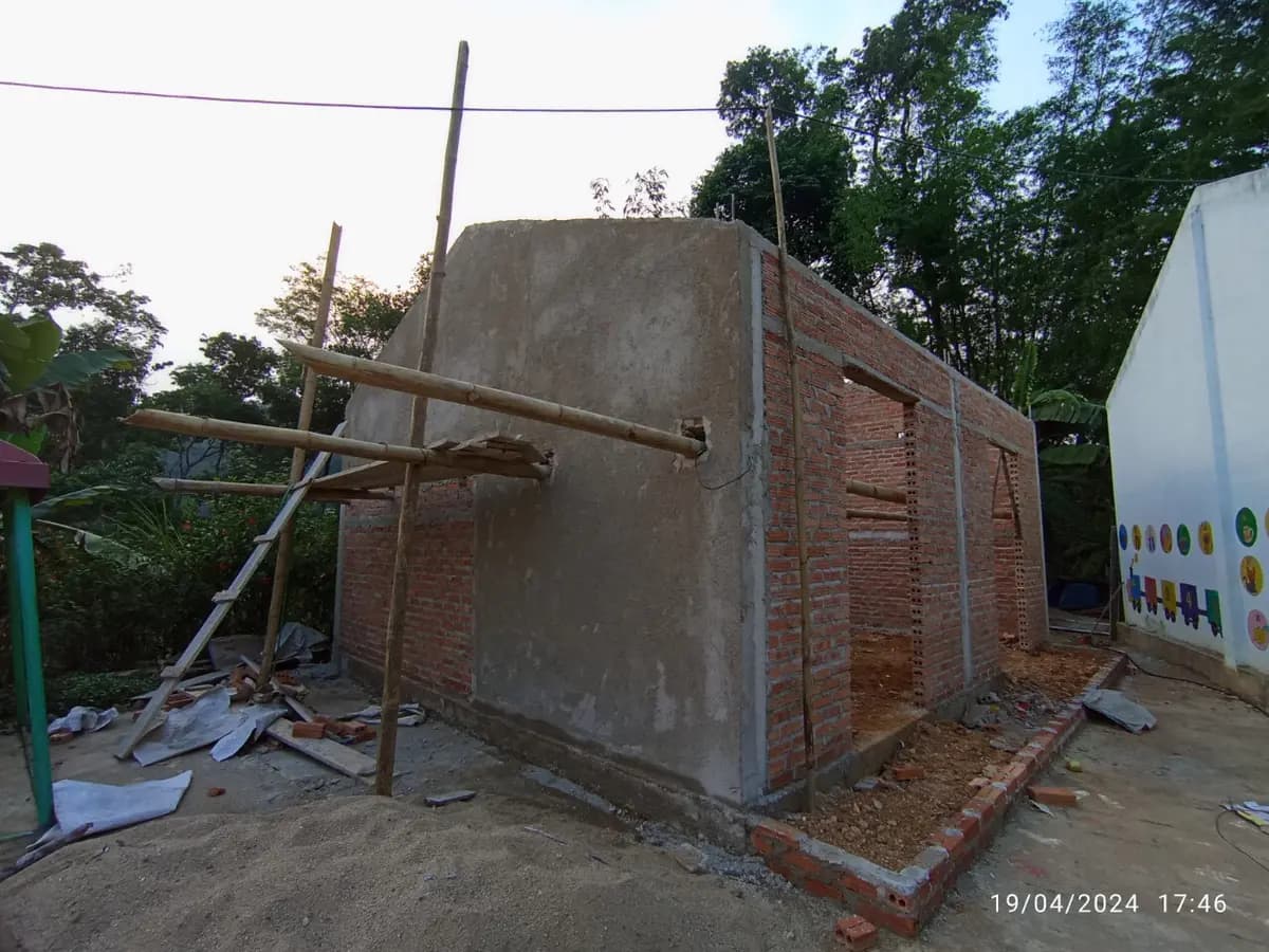 Image 12