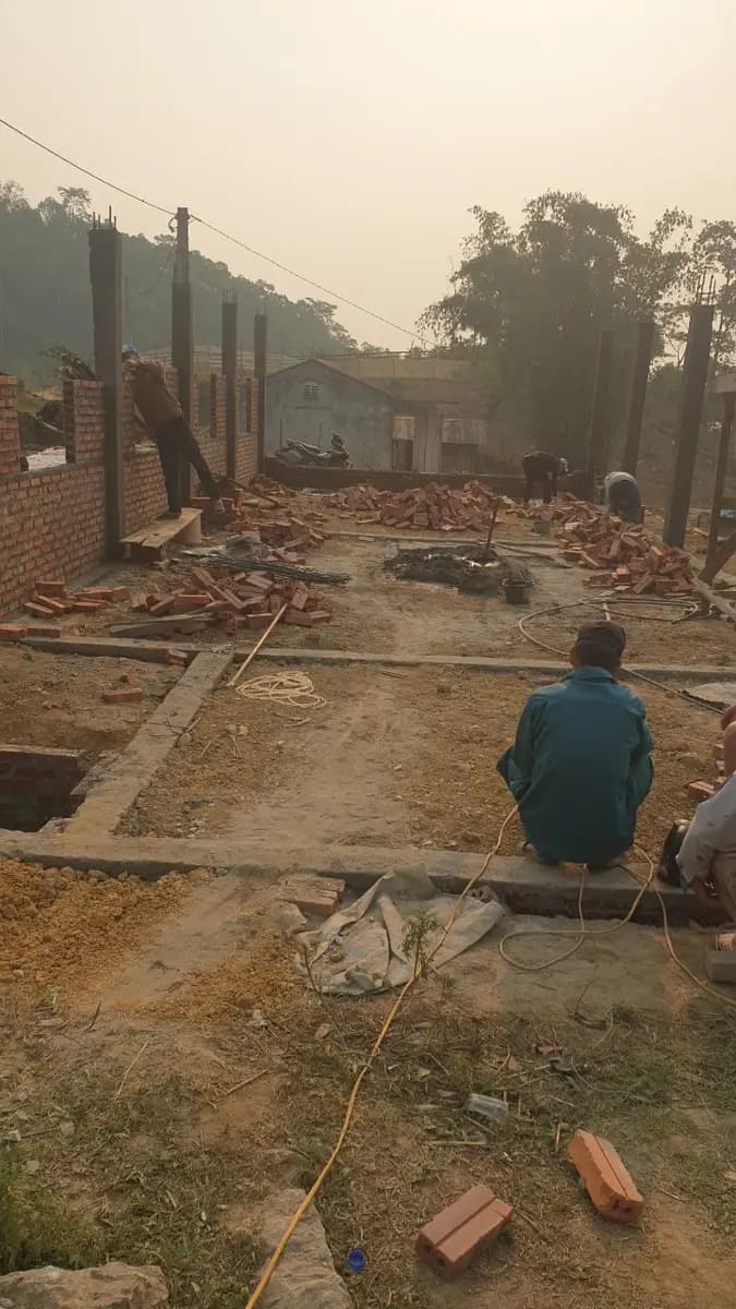 Image 4