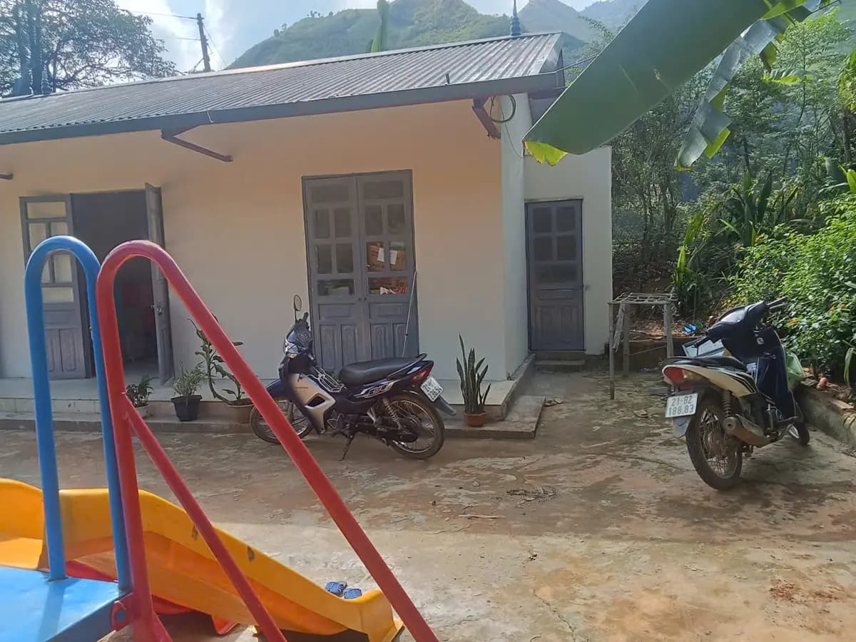 Image 9