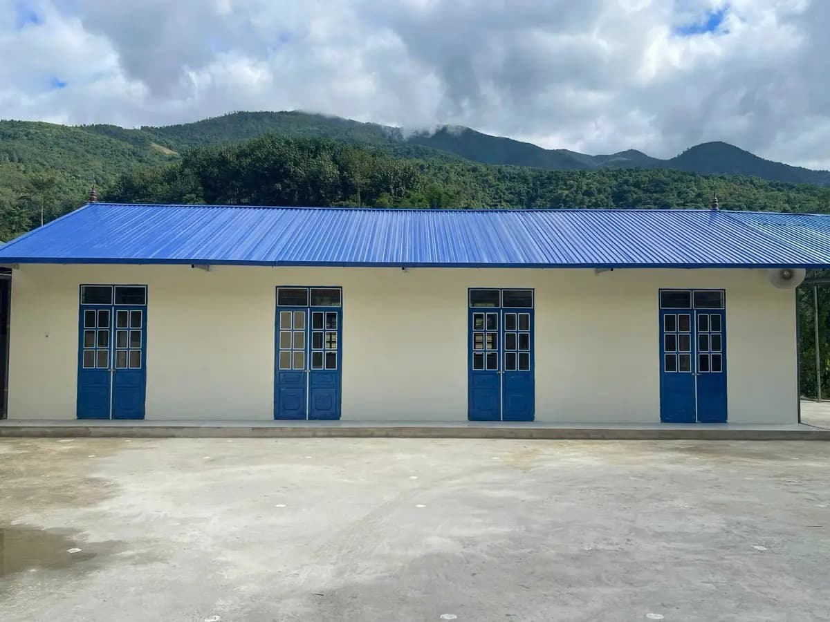 Image 4
