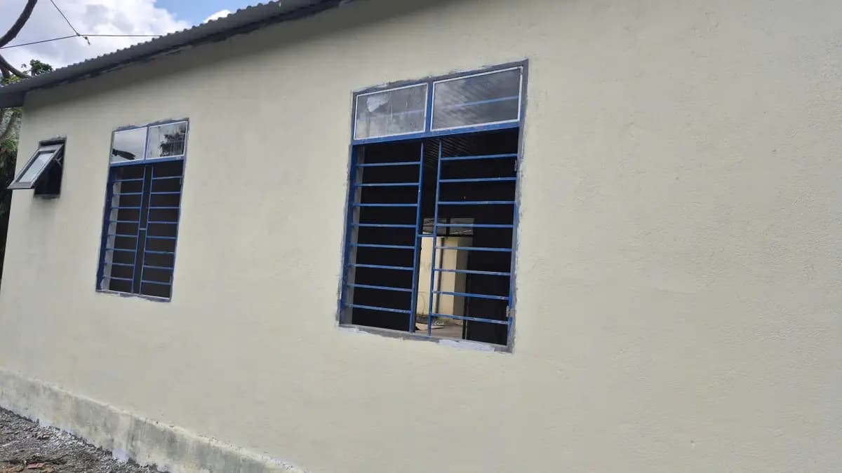 Image 10