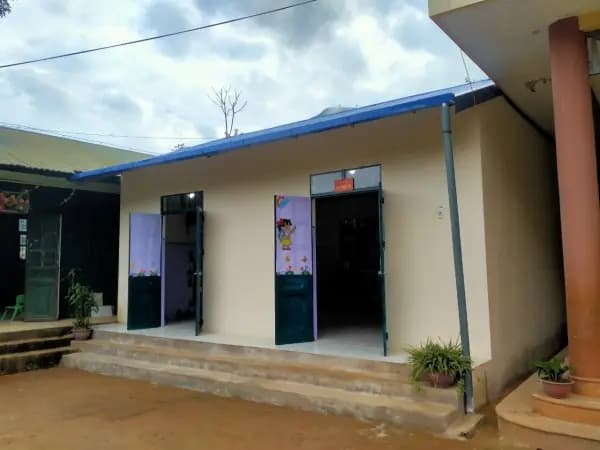 Image 4