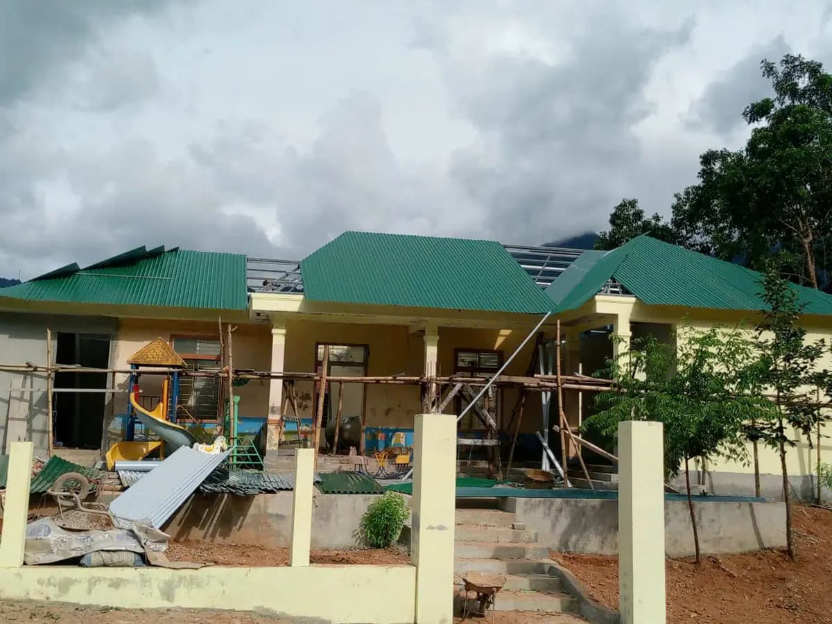 Image 4