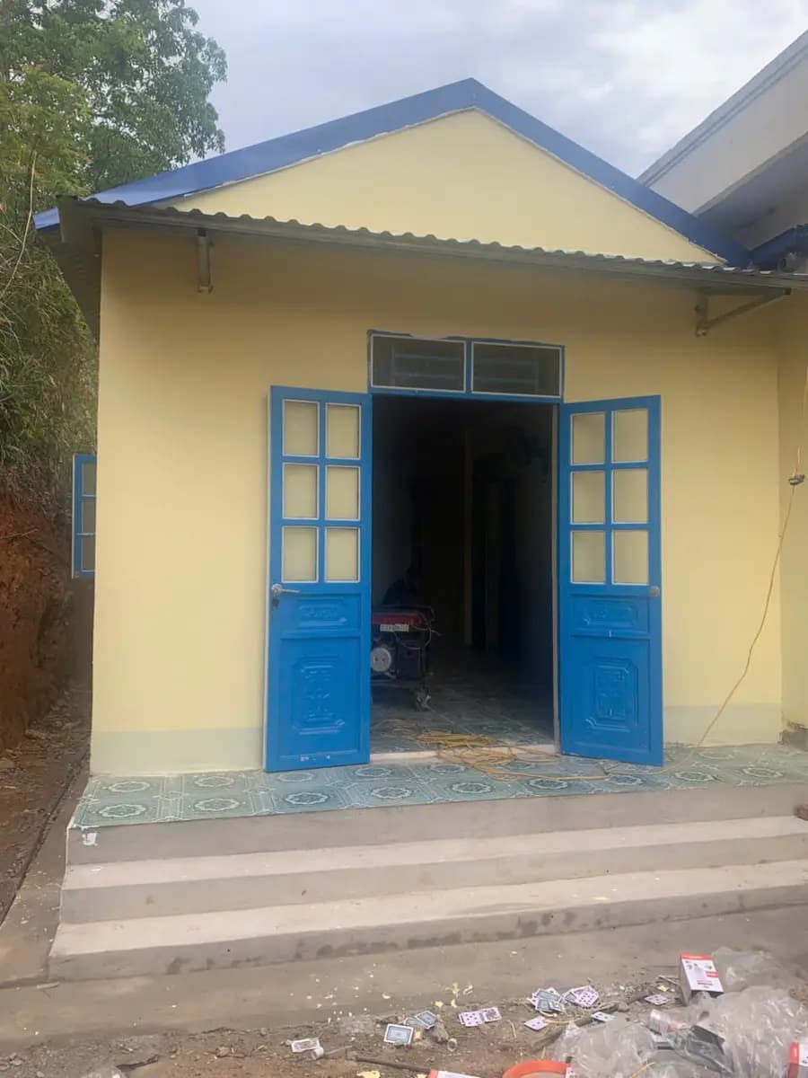 Image 4