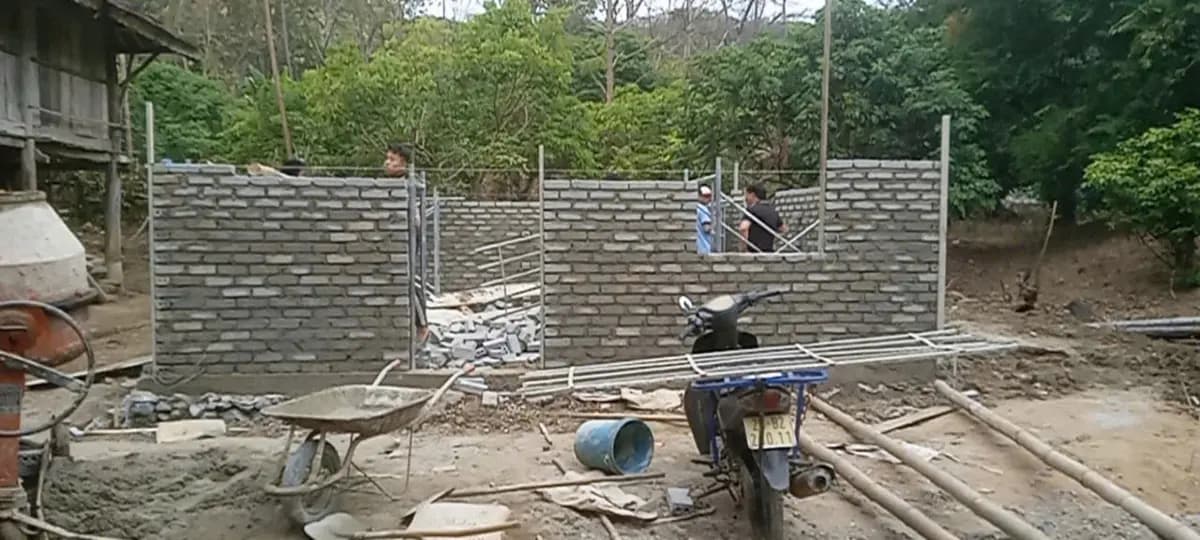 Image 12