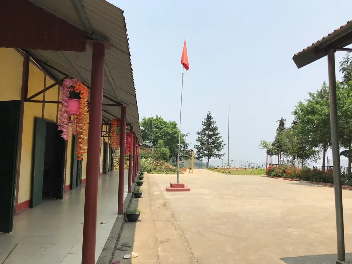 Image 3